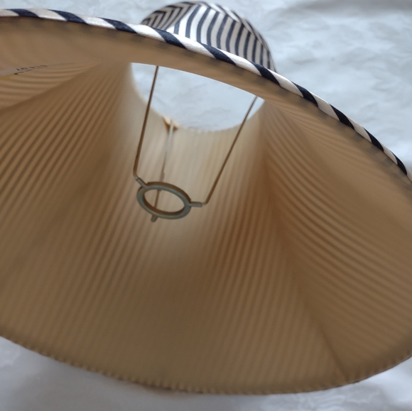 Lamp shade satin striped black golden beige - Picture 6 of 7